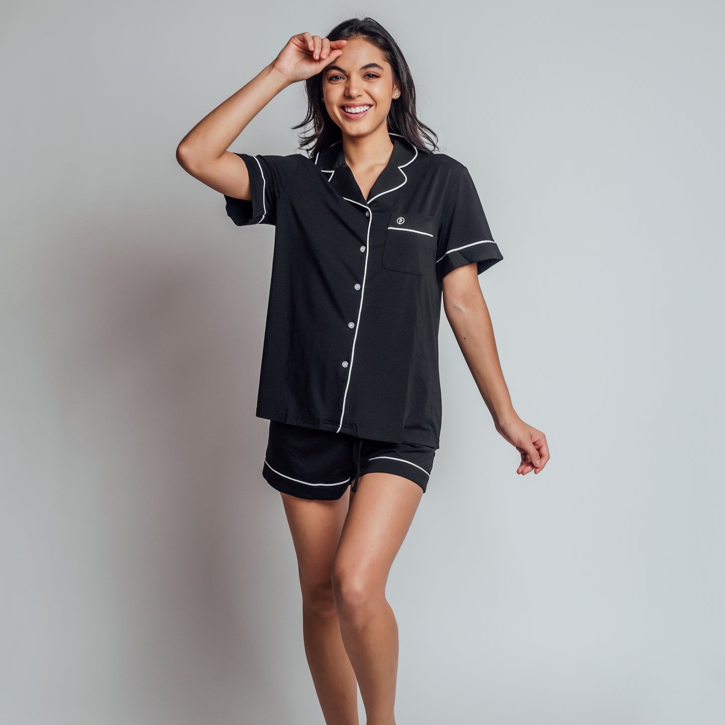 Olivia - Negro